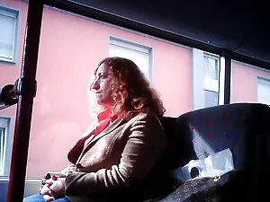 Une ado infidèle att ...